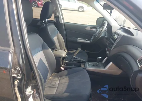 2010 Subaru Forester 2.5X Premium из США, поврежденный, VIN JF2SH6CC0AH722552